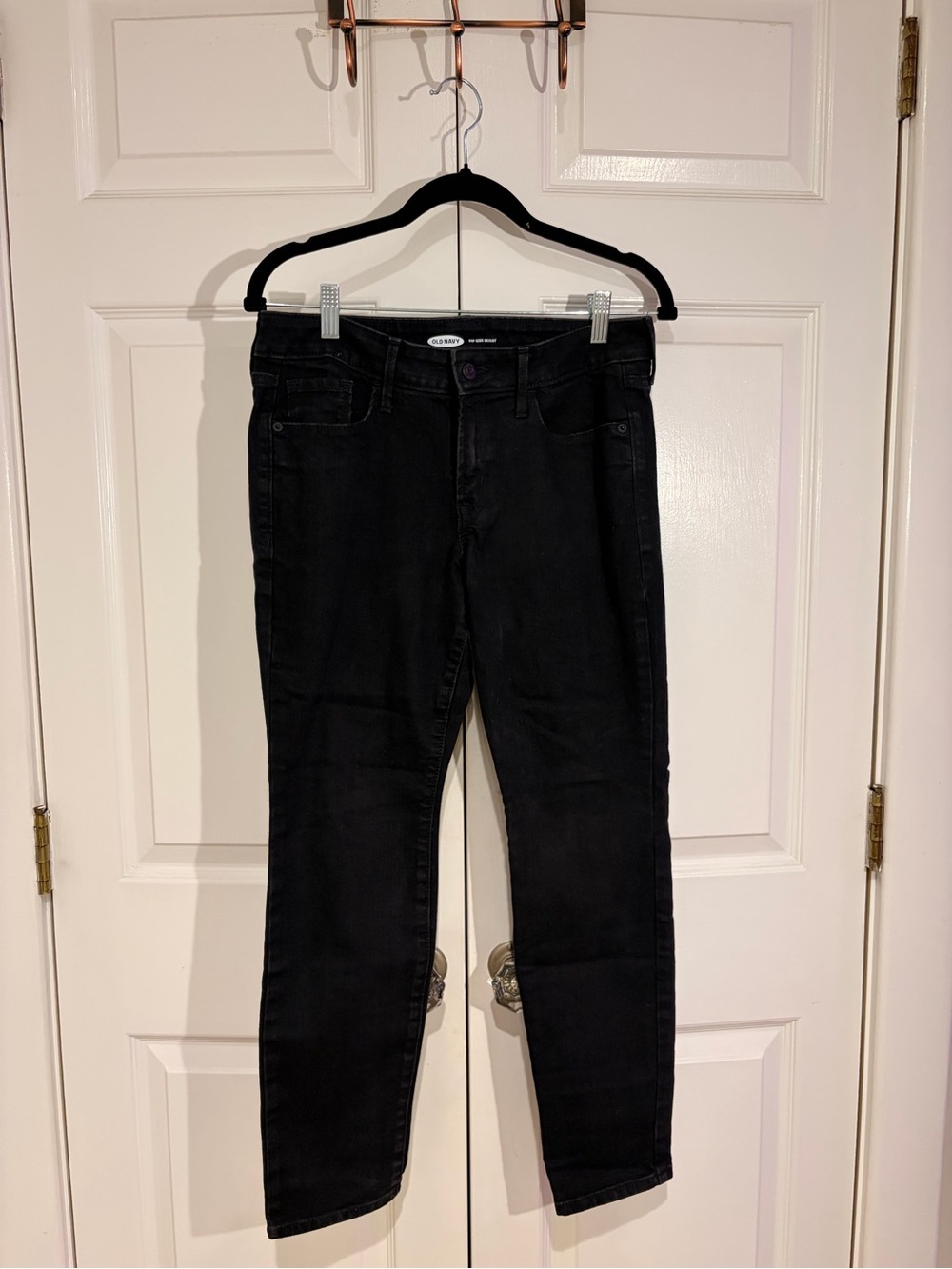 Old Navy Black Skinny Jeans - Classic Slim Fit